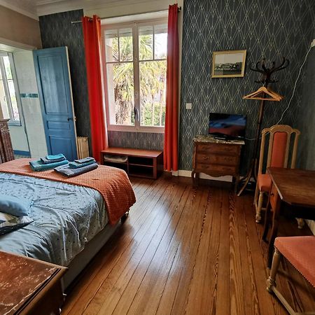 La Garenne Bed and Breakfast Bricquebec Eksteriør billede